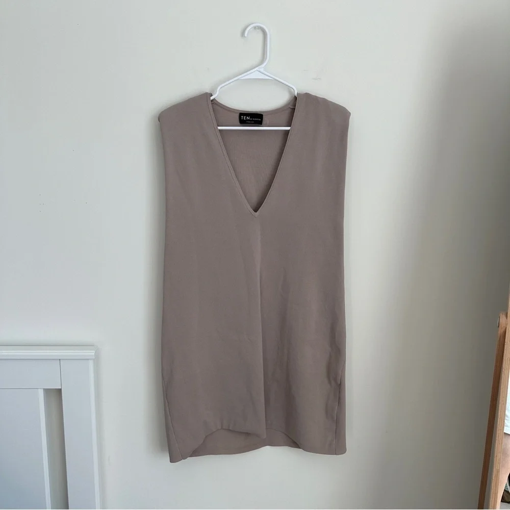 TEN by Babaton Aritzia V Neck TouchStone Tank Dress Shoulder Pads Size Medium - Picture 2 of 6